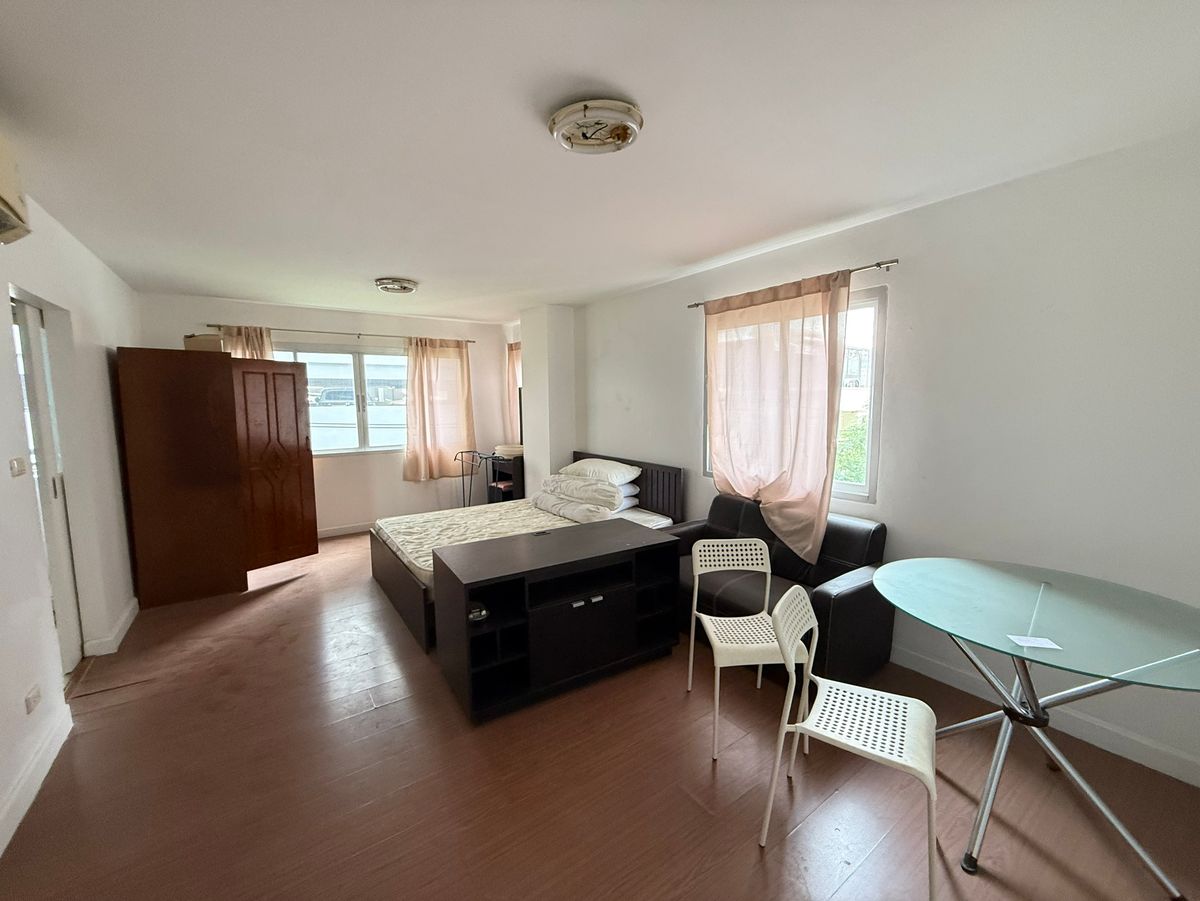 ให้เช่าคอนโดสาทร นราธิวาส : For Rent ให้เช่า!!! โครงการ OneX ซอย นราธิวาส 24 , Studio 30sqm. เฟอร์นิเจอร์ครบ พร้อมเข้าอยู่ ราคา 9,000 บาท
