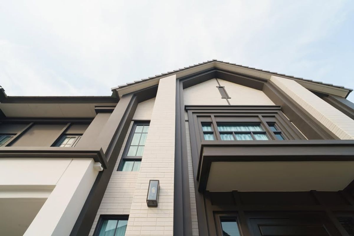 ให้เช่าบ้านบางนา แบริ่ง ลาซาล : For Rent The City Bangna 2 ติดต่อ 095-5300101 (เอ็มมี่)