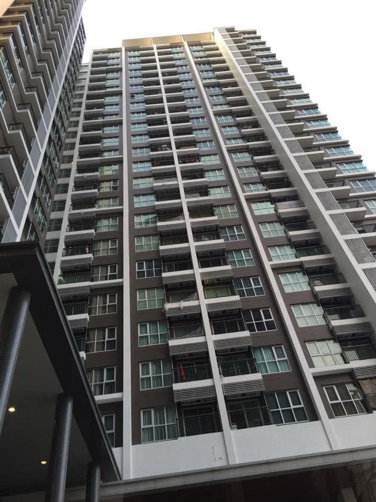 ขายคอนโดพระราม 9 เพชรบุรีตัดใหม่ RCA : ขาย ด่วน Aspire Rama 9 แอสปาย พระราม 9 2ห้องนอน 1ห้องน้ำ (ราคาดี)