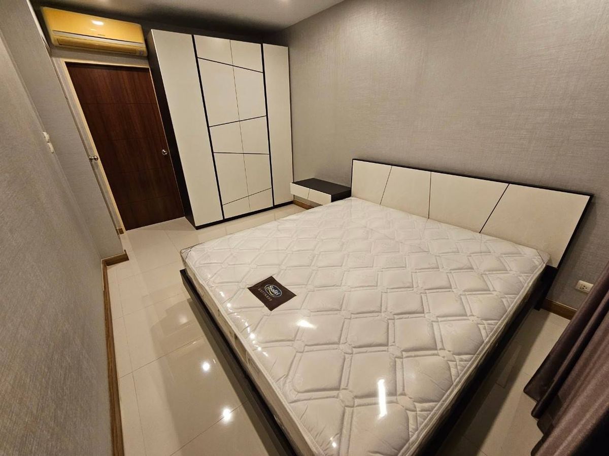 ขายคอนโดวงเวียนใหญ่ เจริญนคร : Tourmaline Gold Sathorn Taksin【𝐒𝐄𝐋𝐋】🔥ห้องโทนเข้มแบบ Modern Luxury กว้างขวาง พร้อมแสงธรรมชาติเข้าถึง 🔥 ติดต่อไลน์ไอดี: @hacondo