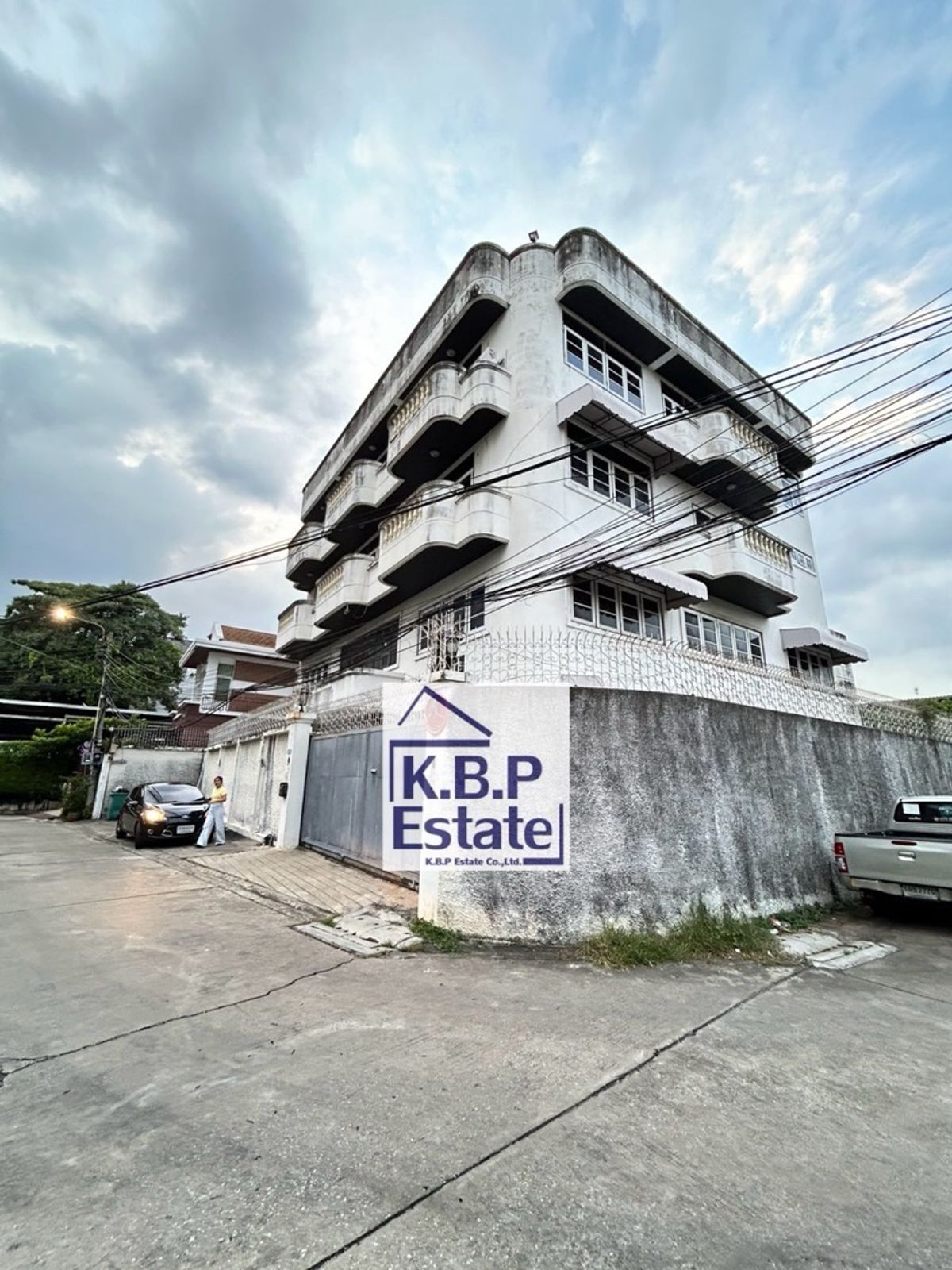 For SaleShop HouseOnnut, Udomsuk : Sell ​​office building, Soi On Nut 37, area 109 sq.w. 810 sqm.