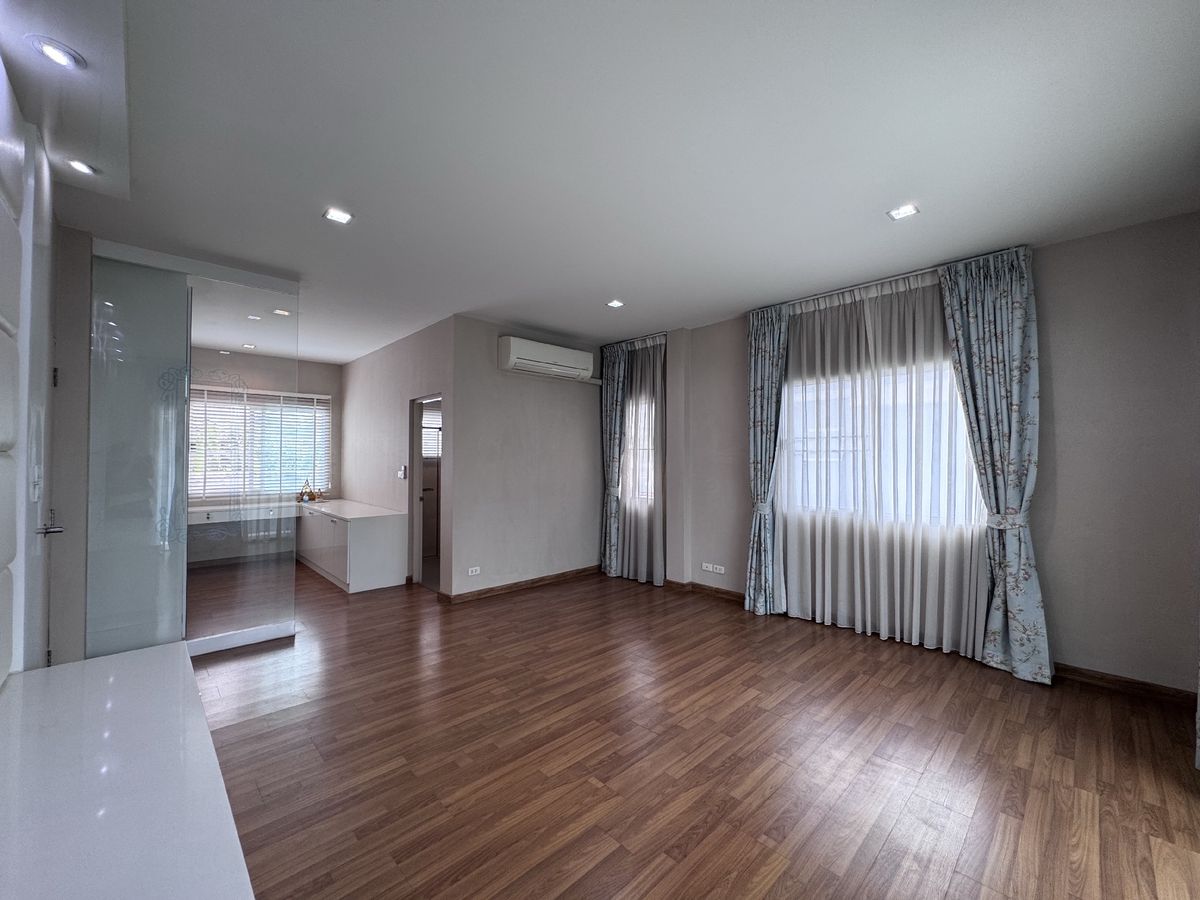 ให้เช่าบ้านลาดกระบัง สุวรรณภูมิ : 💥ForRent💥4Bed • Casa Premium On Nut-Wongwaen🏡 Near Mega Bangna‼️ Ready to move in ‼️  