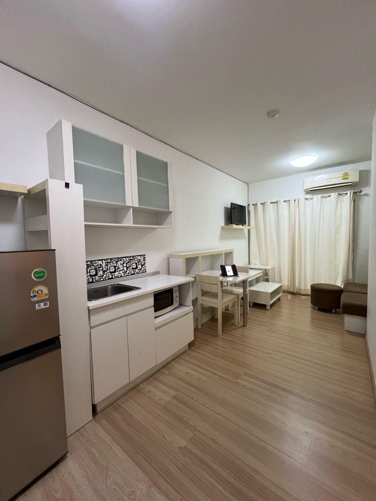 For RentCondoRama9, Petchburi, RCA : Condo for rent A Space Asoke-Ratchada near MRT Rama 9
