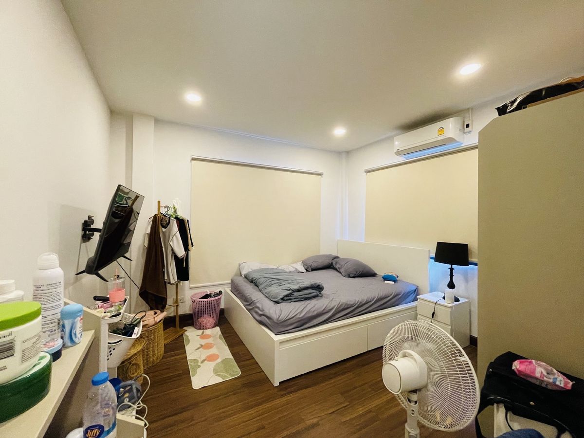 ขายบ้านบางนา แบริ่ง ลาซาล : 🔥มัณฑนา 2 ศรีนครินทร์ บ้านเดี่ยวรีโนเวทสวย