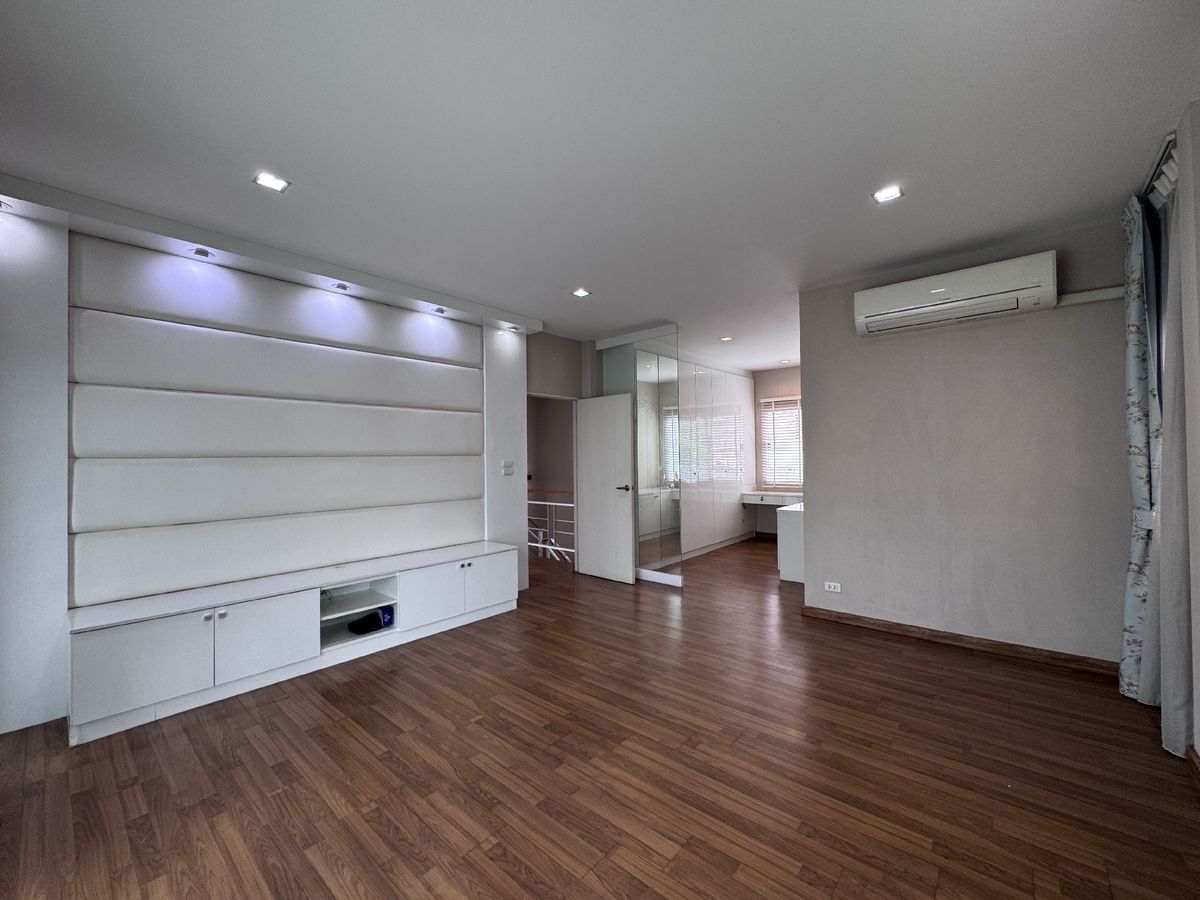 ให้เช่าบ้านลาดกระบัง สุวรรณภูมิ : 💥ForRent💥4Bed • Casa Premium On Nut-Wongwaen🏡 Near Mega Bangna‼️ Ready to move in ‼️  