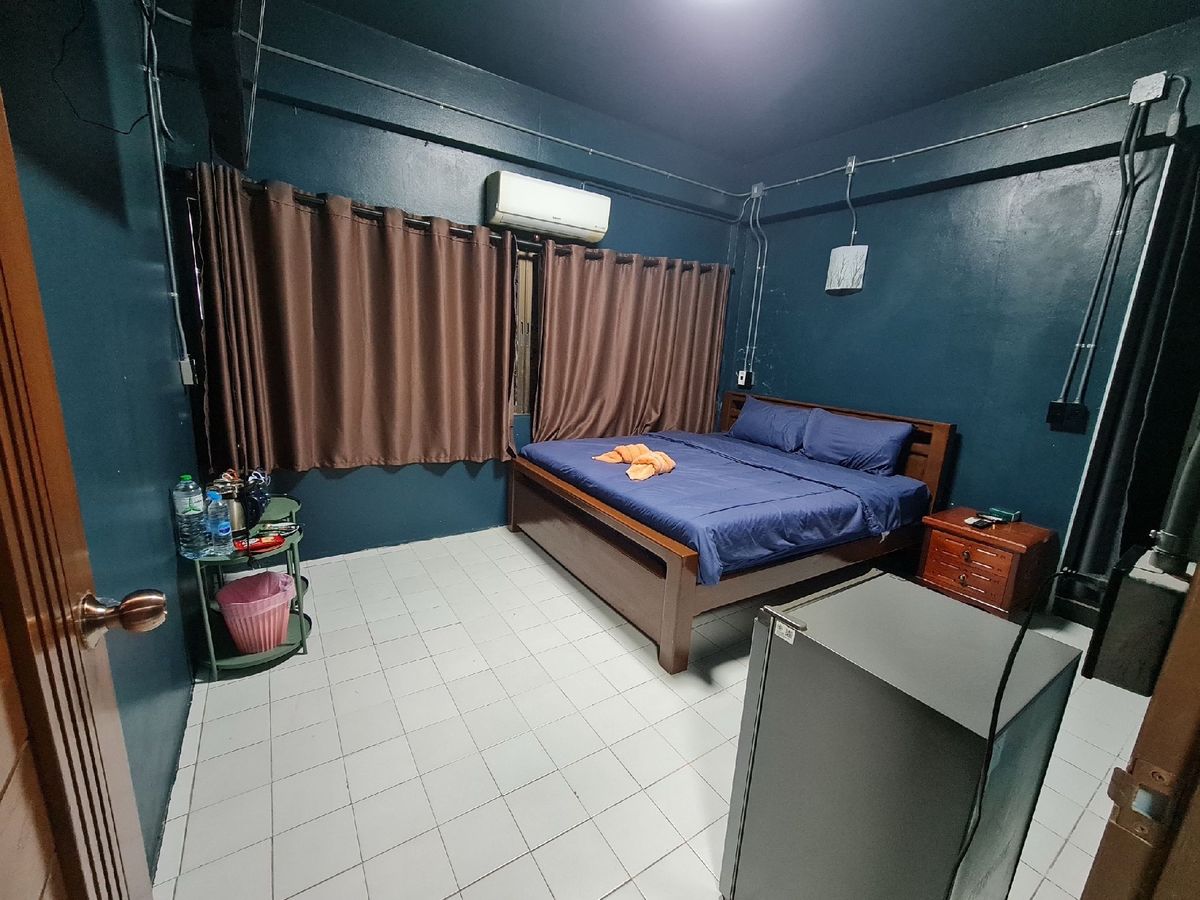 ให้เช่าชะอำ เพชรบุรี : ห้องเช่ารายเดือน หน้าจุดชมวิวชะอำ
Monthly Room for Rent – In front of Cha-am Viewpoint
