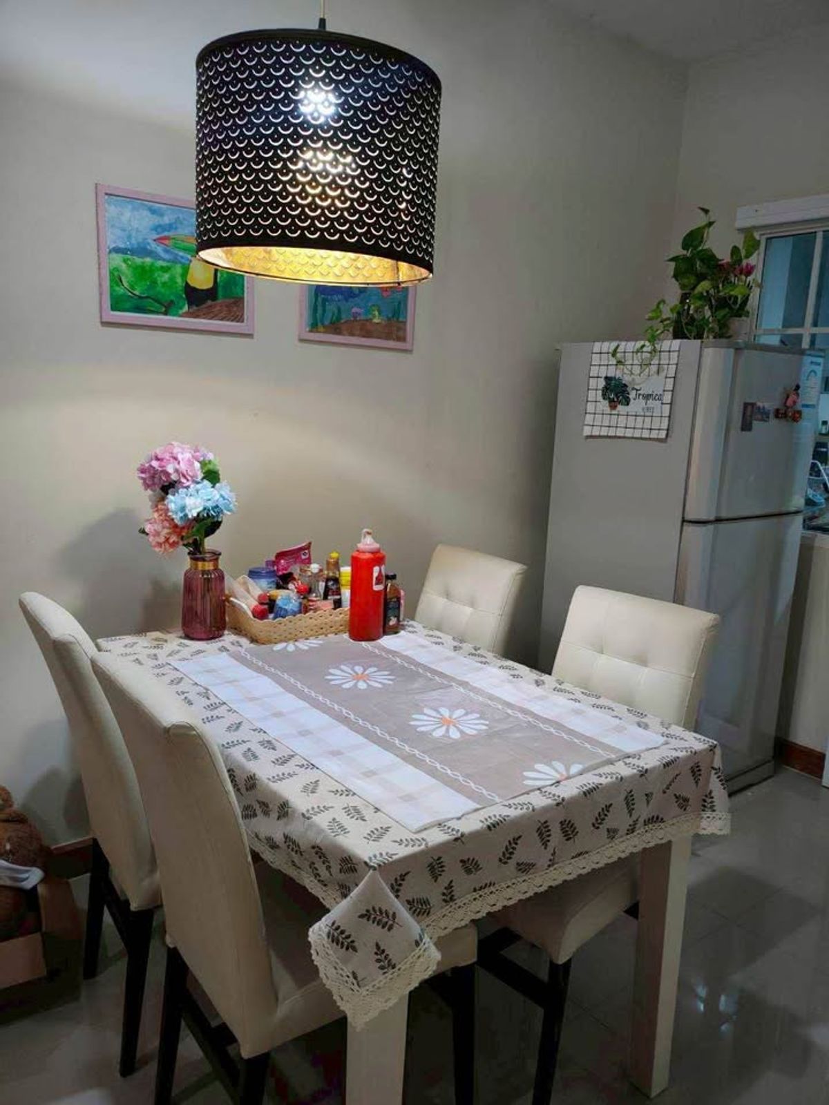 ให้เช่าทาวน์โฮมบางนา แบริ่ง ลาซาล : 🏠 ให้เช่าทาวน์โฮม 2 ชั้น  โกลเด้น ทาวน์ บางนา-สวนหลวง 🎉 ใกล้ ราม 2 นิคมเจโจ แยกประเวศ เฟอร์นิเจอร์และเครื่องใช้ไฟฟ้าครบ  พร้อมว่างพร้อมเข้าอยู่  ✅✅