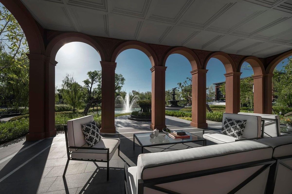 HousePattanakan, Srinakarin : 💎✨ Luxury mansion, Narasiri, Krungthep Kreetha! 4 bedrooms, 5 spacious areas With 8 parking spaces! 🌳 Suitable for large families and foreigners