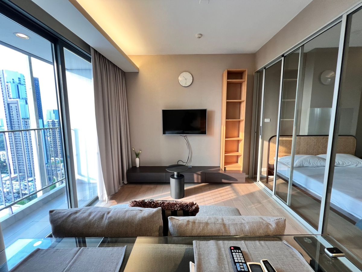 For SaleCondoAri,Anusaowaree : Condo for sale RHYTHM PHAN-ARI 1 bedroom, 1 bathroom, 44th floor, only 4,200,000 baht.