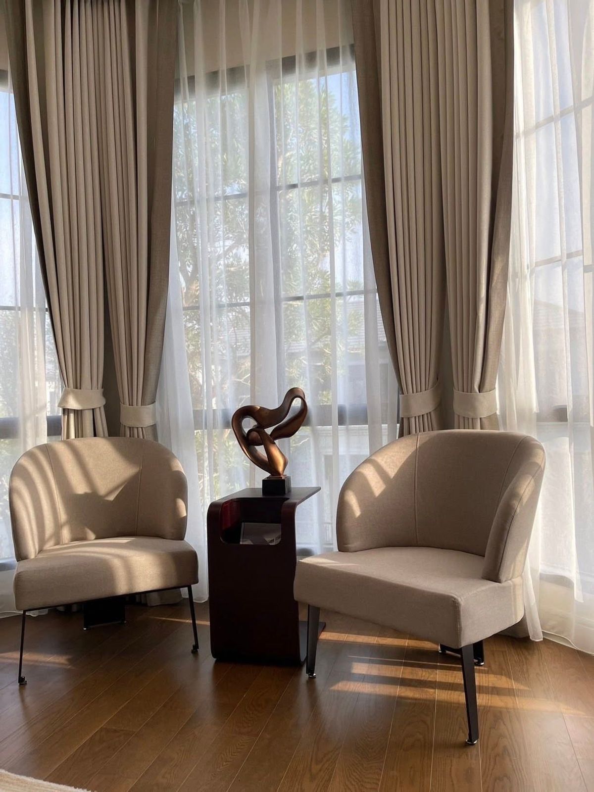 HousePattanakan, Srinakarin : 💎✨ Luxury mansion, Narasiri, Krungthep Kreetha! 4 bedrooms, 5 spacious areas With 8 parking spaces! 🌳 Suitable for large families and foreigners