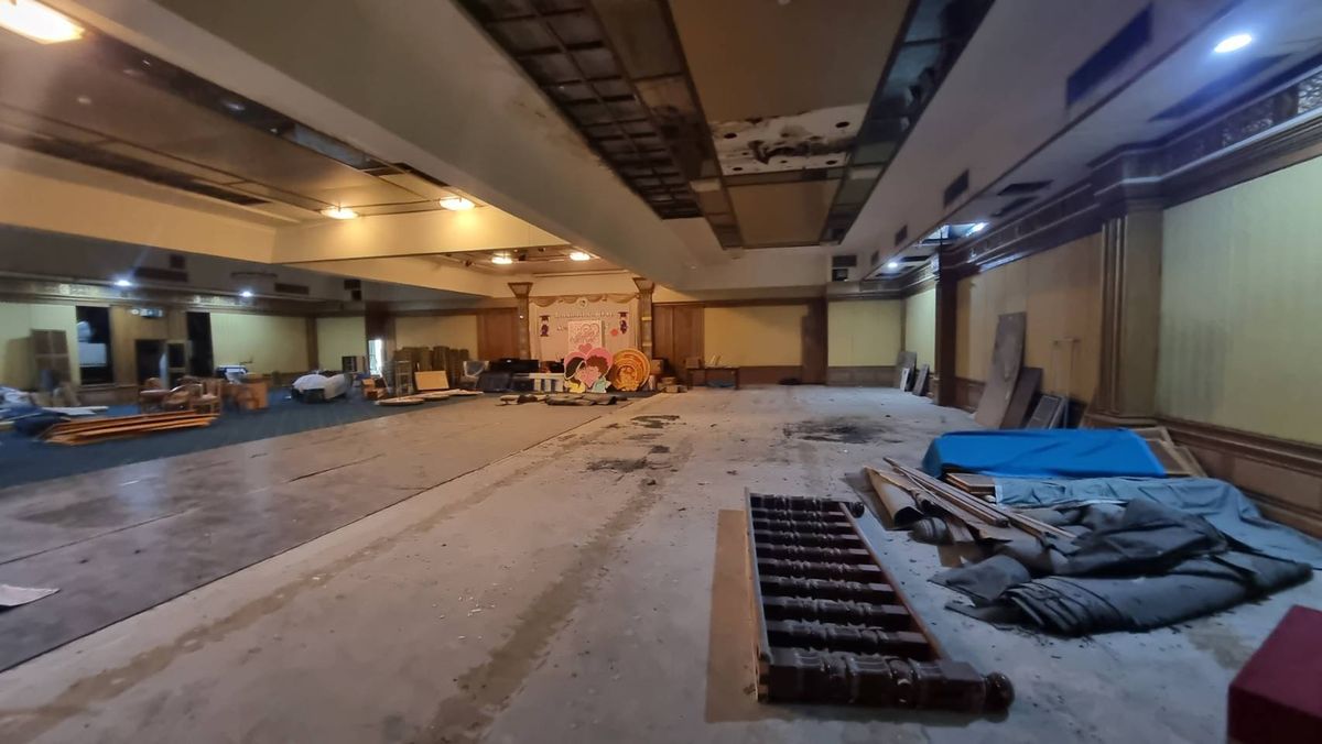 For RentRetail SpaceSukhumvit, Asoke, Thonglor : BTS Phrom Phong for rent in the hotel of 500 sq.m., accepting all businesses such as Cafe Restaurant, beauty, school, spa shop  