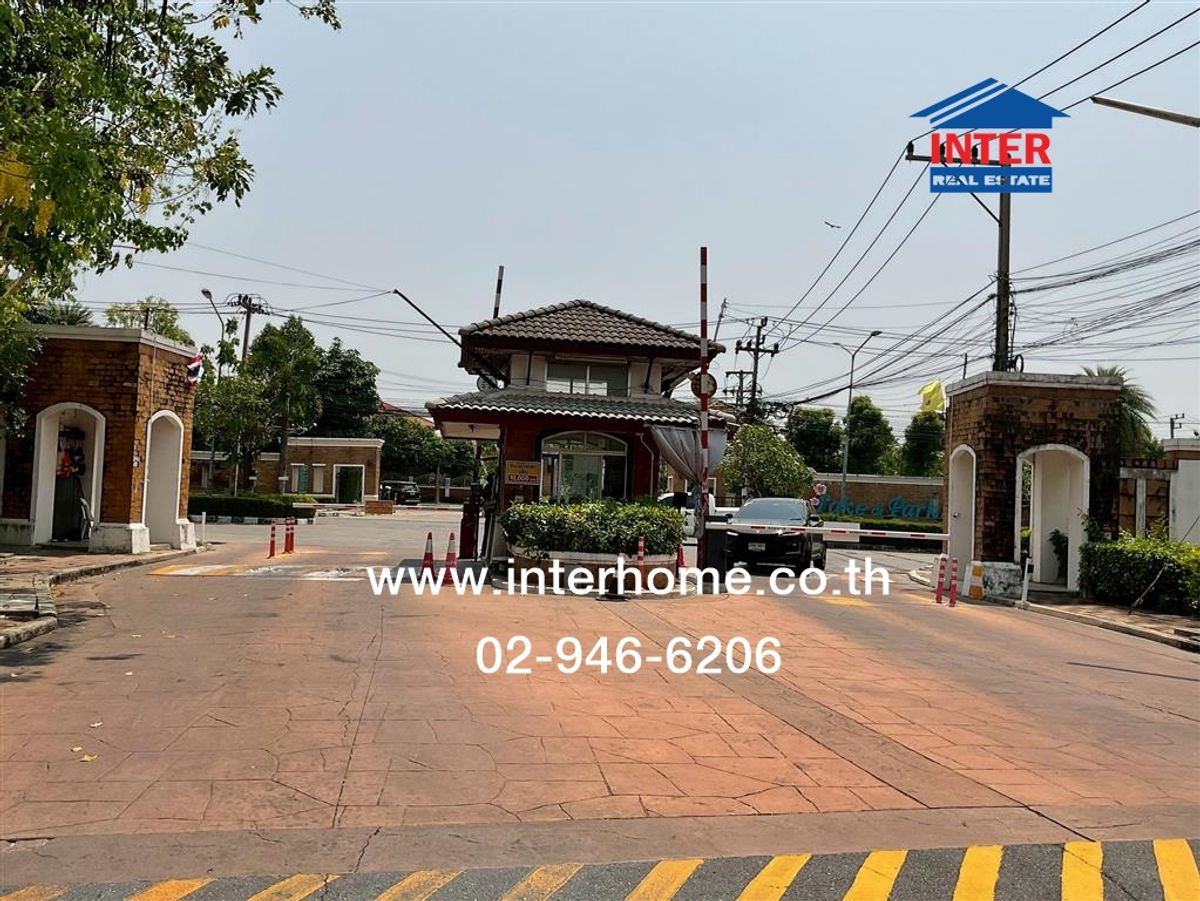 For SalePathum Thani,Rangsit, Thammasat : 2 storey house, 37 sq.w. Ban Fah Piyom Village, Soi 8, Soi Lotus (Lam Luk Ka Khlong 6), Lam Luk Ka Road, Nimit Mai Road, Lam Luk Ka Pathum Thani