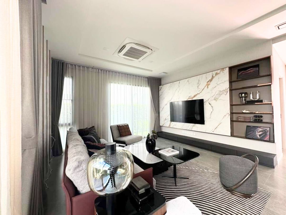 ให้เช่าบ้านสมุทรปราการ สำโรง : RENT:รหัสทรัพย์H1347 🪴MANTANA Bangna km 15 🪴