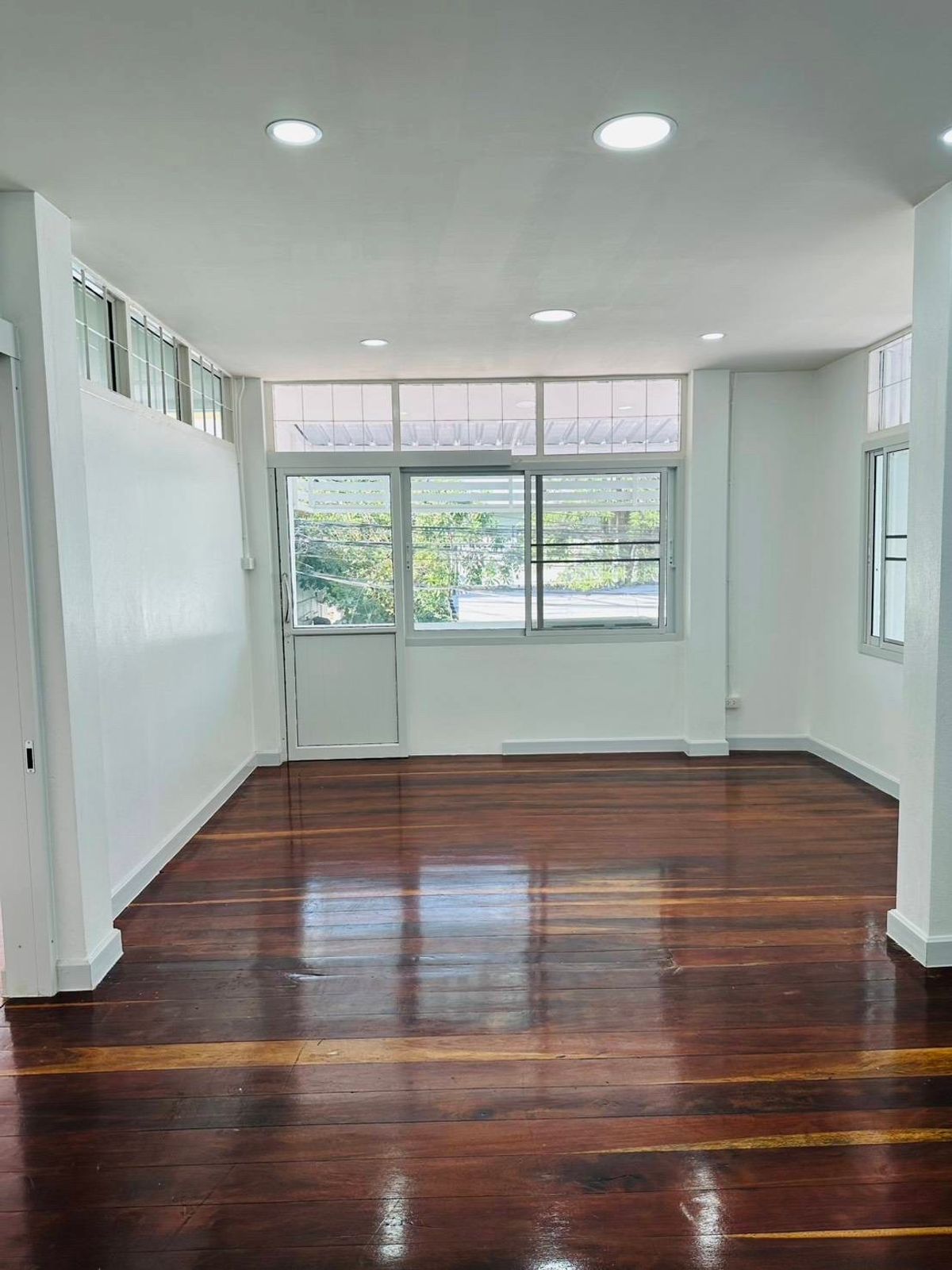 บ้านอ่อนนุช อุดมสุข : For SALE/RENT บ้านเดี่ยวรีโนเวทใหม่ ทำเลดี! สุขุมวิท 71 ซอยปรีดีย์13 