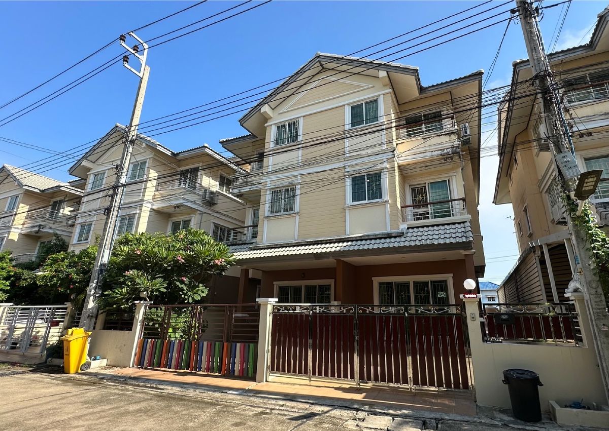 For RentTownhomePhutthamonthon, Salaya : Rent a townhouse near Mahidol University, Salaya Phutthamonthon Sai 4, Kanchanaphisek Medical Center