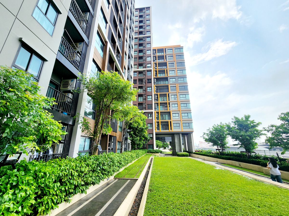 ขายคอนโดปิ่นเกล้า จรัญสนิทวงศ์ : ราคาพิเศษ! คอนโด The Parkland จรัญ-ปิ่นเกล้า ตึก A ชั้น 12A ติด MRT สถานีบางยี่ขัน 0