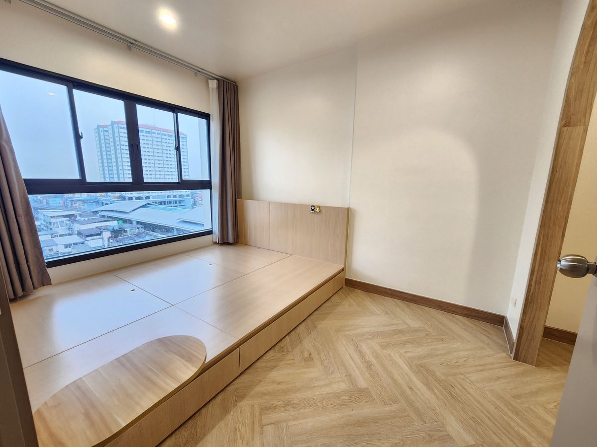 ขายคอนโดปิ่นเกล้า จรัญสนิทวงศ์ : ราคาพิเศษ! คอนโด The Parkland จรัญ-ปิ่นเกล้า ตึก A ชั้น 12A ติด MRT สถานีบางยี่ขัน 0