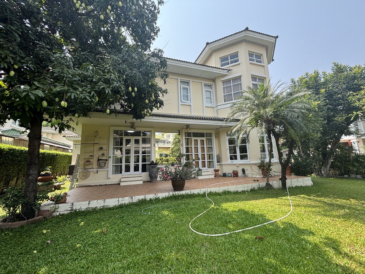 ให้เช่าบ้านลาดกระบัง สุวรรณภูมิ : โกลเด้นนครา Golden Nakara Village Motorway / Onnut 65