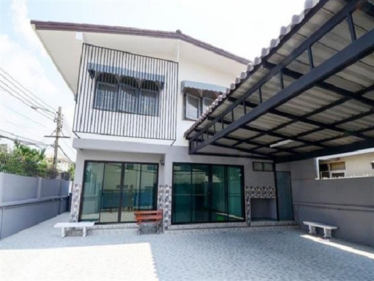 For RentHouseChokchai 4, Ladprao 71, Ladprao 48, : Urgent rent, 2 -story house, 92 sq.w., Chokchai 4, Lat Phrao, Wang Hin Senanikhom, near the express Suitable for home office *** empty house, no fir ***