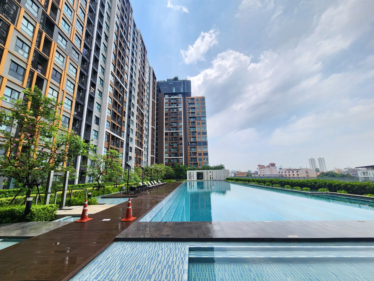 ขายคอนโดปิ่นเกล้า จรัญสนิทวงศ์ : ราคาพิเศษ! คอนโด The Parkland จรัญ-ปิ่นเกล้า ตึก A ชั้น 12A ติด MRT สถานีบางยี่ขัน 0