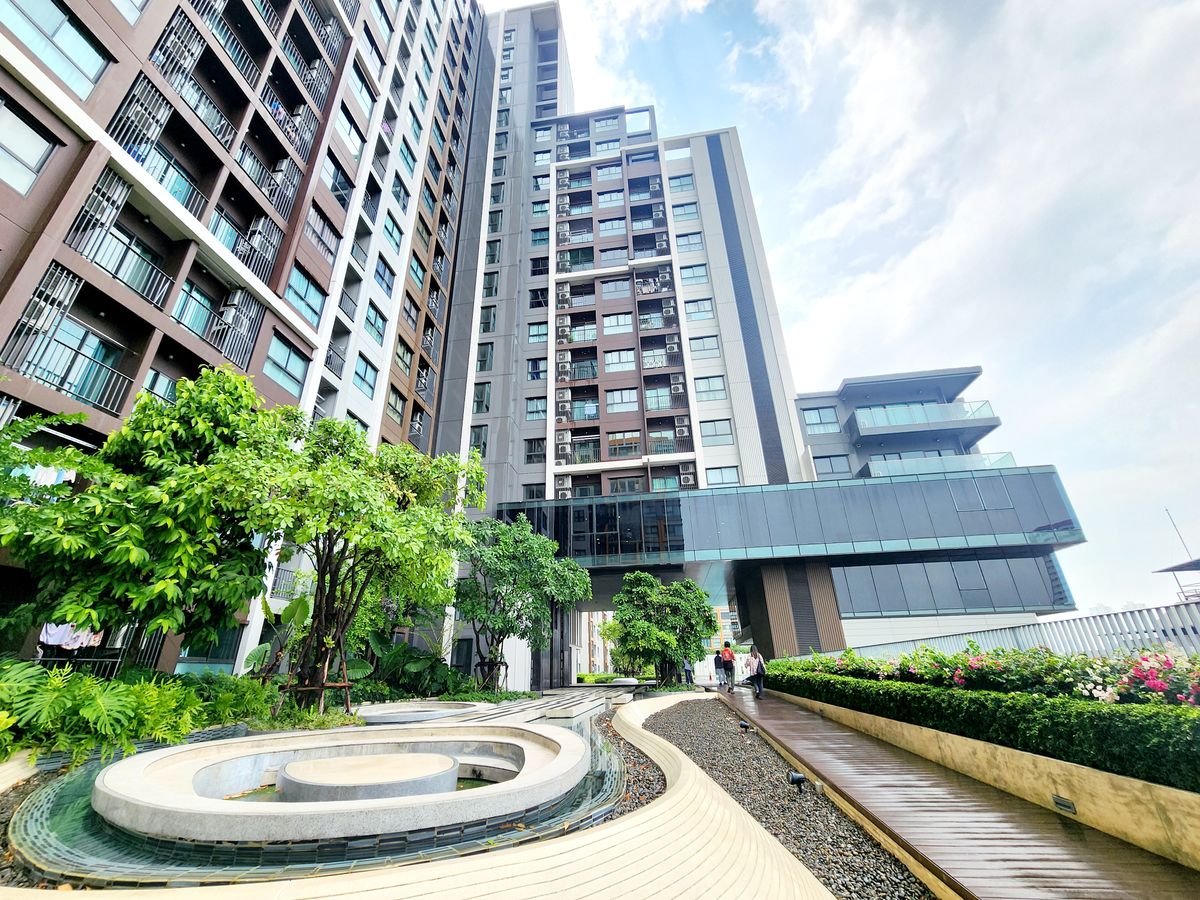 ขายคอนโดปิ่นเกล้า จรัญสนิทวงศ์ : ราคาพิเศษ! คอนโด The Parkland จรัญ-ปิ่นเกล้า ตึก A ชั้น 12A ติด MRT สถานีบางยี่ขัน 0