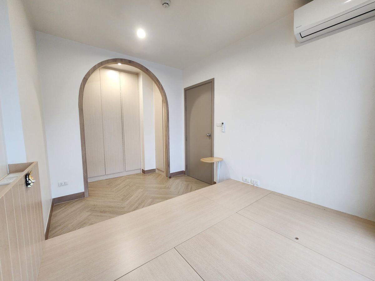 ขายคอนโดปิ่นเกล้า จรัญสนิทวงศ์ : ราคาพิเศษ! คอนโด The Parkland จรัญ-ปิ่นเกล้า ตึก A ชั้น 12A ติด MRT สถานีบางยี่ขัน 0