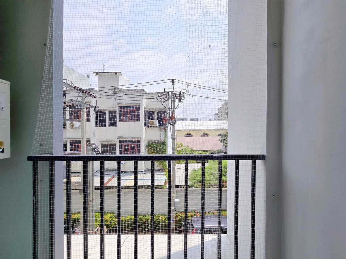 For SaleCondoRatchadapisek, Huaikwang, Suttisan : ✨️ Stay at Ratchada is chic! Modern city life near the train surrounded by a complete lifestyle! Must be here! 👉 Metro Sky Ratchada) ✨️