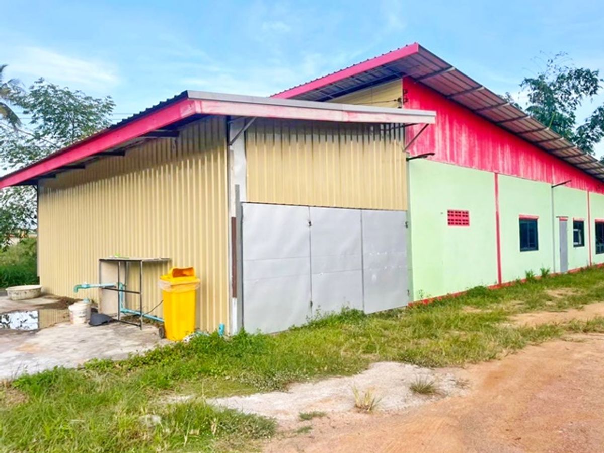For RentHouseRayong : Lotus Bo Win 2.1 km. Pluak Daeng rent-House for sale with 2 warehouses, 480 sq.m., Rayong, almost 1 rai or 360 sq.w. Map Yangphon, Ban Bo Win School, 1.1 km.