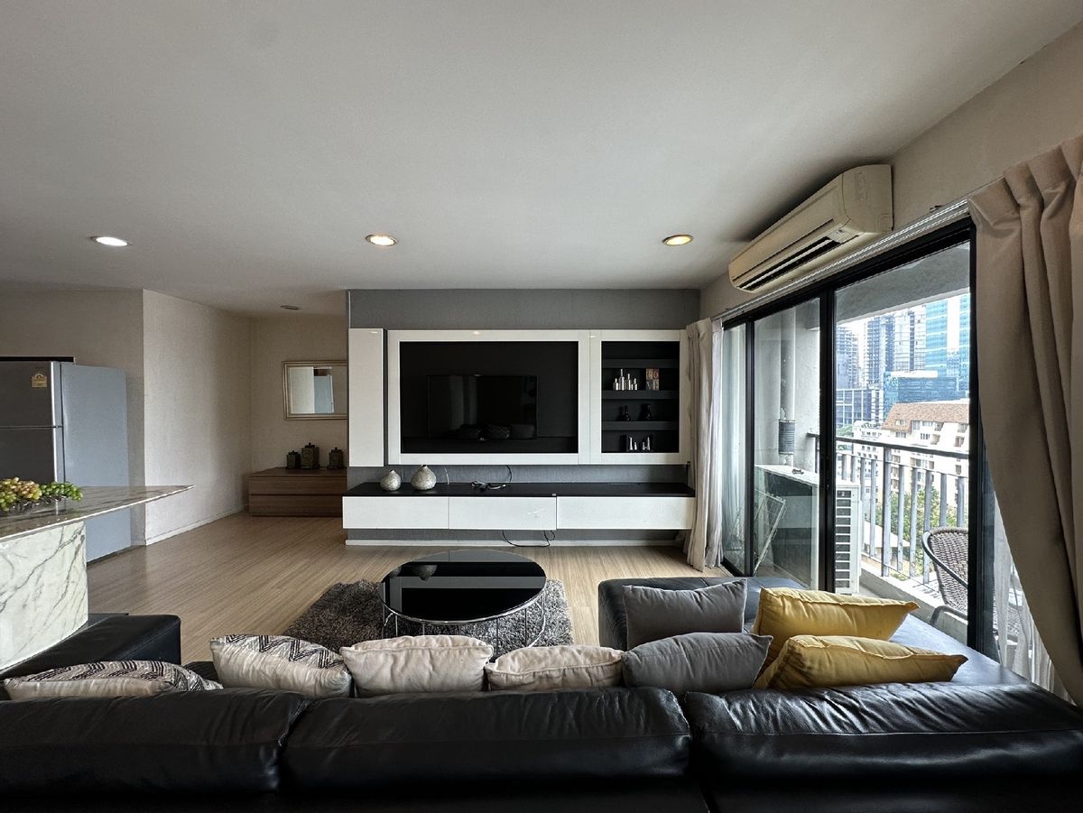 For RentCondoWitthayu, Chidlom, Langsuan, Ploenchit : For Rent ⭐️ ▶ ️ Renova Residence Chidlom