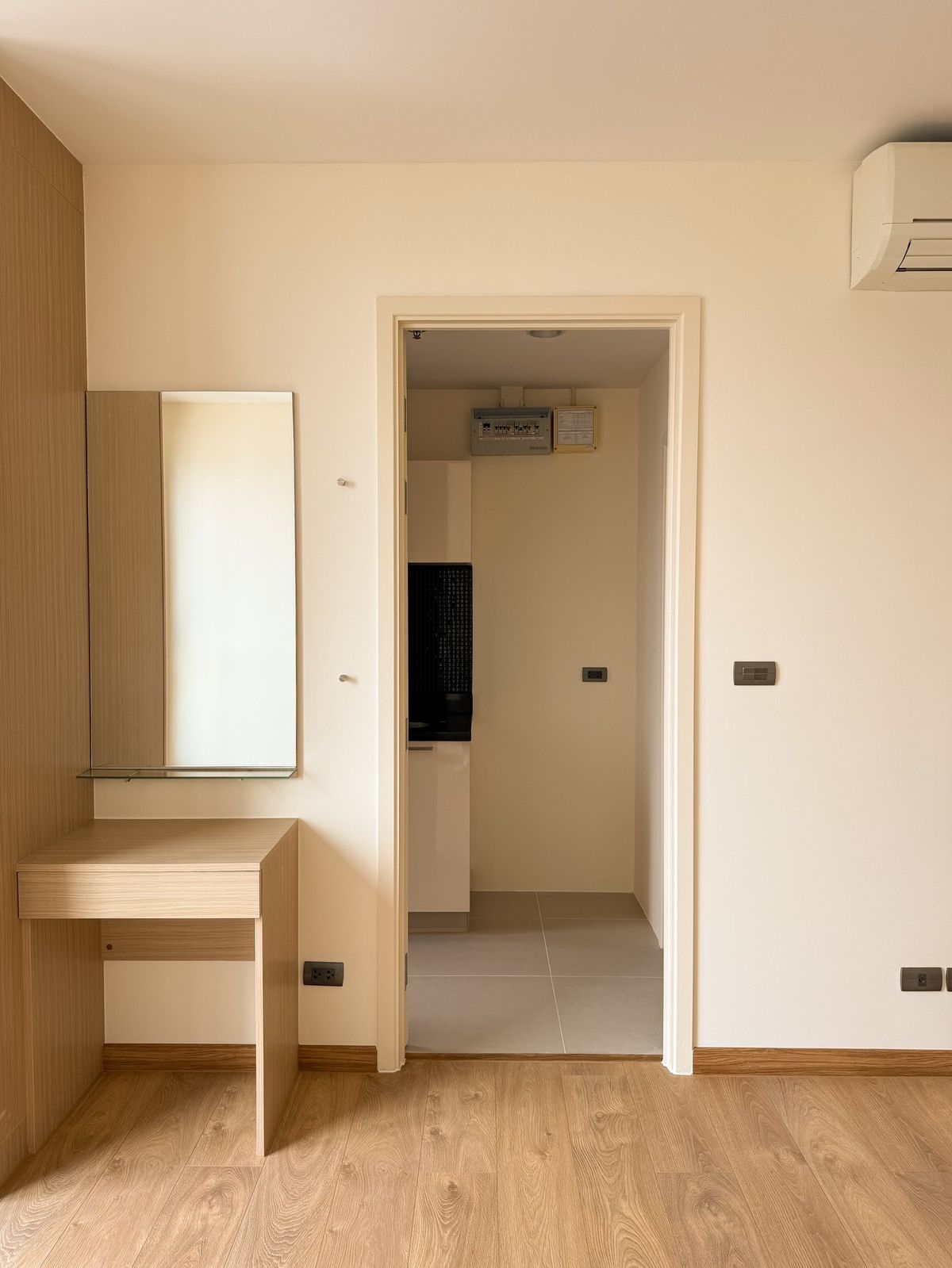 For SaleCondoWongwianyai, Charoennakor : Fuse Sathorn-Taksin Golden Location near BTS Wongwian Yai only 120 meters