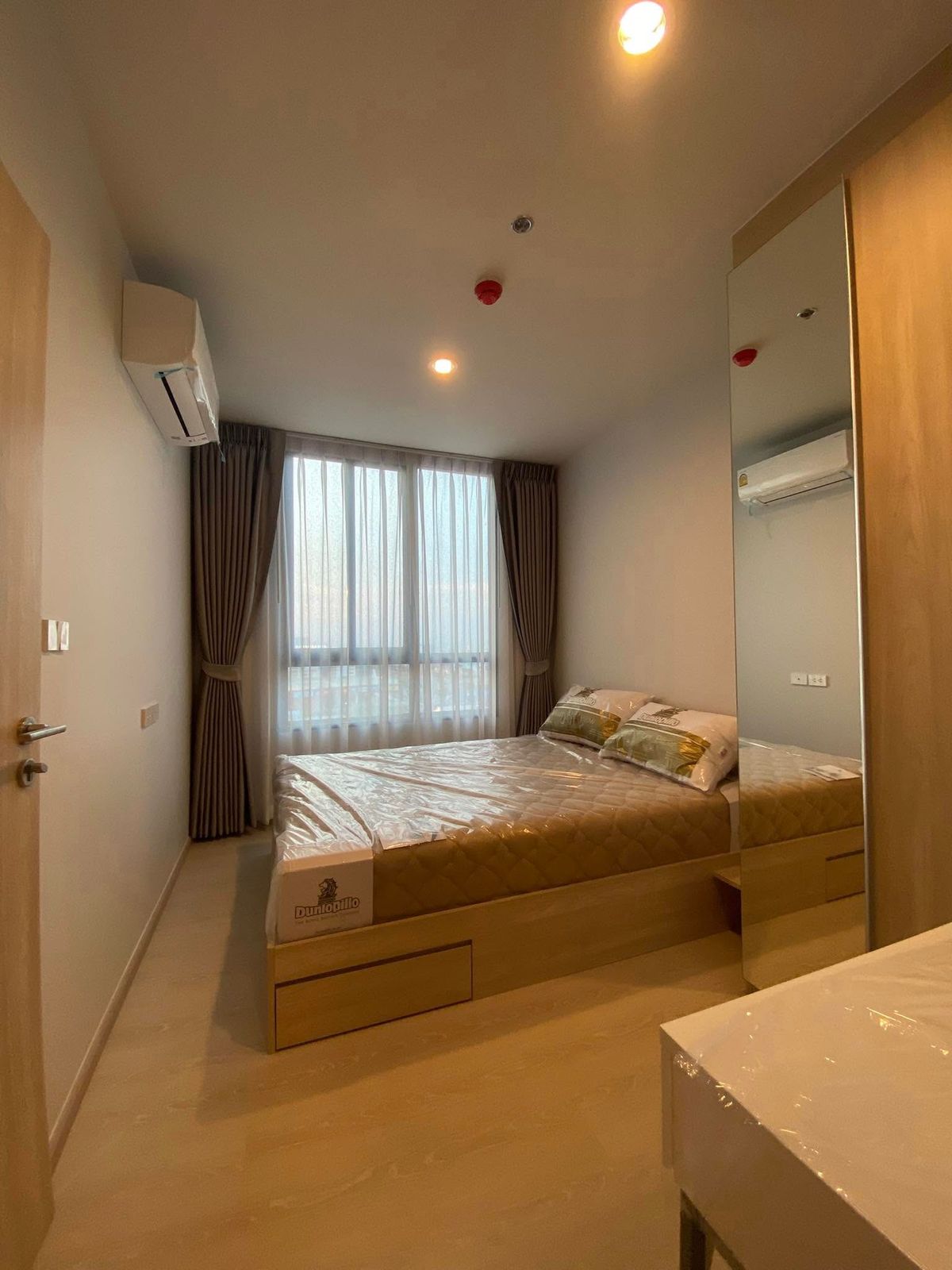 For RentCondoBangna, Bearing, Lasalle : 🌈FOR RENT✨Nue Mega Plus Bangna & GT; & GT; New room next to Mega, Bangna, size 27 sqm. Floor 12x furniture with complete electrical appliances #LV-MO1677