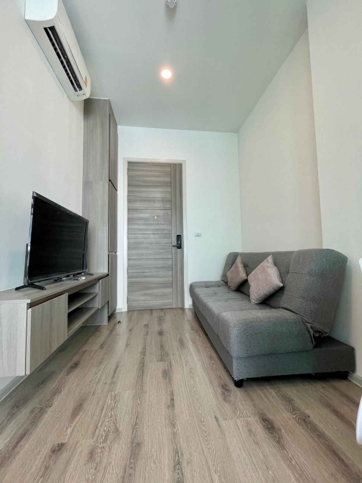 ให้เช่าคอนโดรามคำแหง หัวหมาก : Knightsbridge Collage Ramkhamhaeng