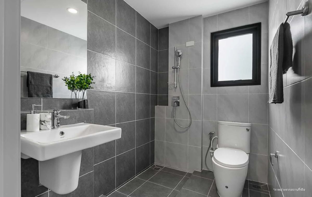 ขายทาวน์โฮมบางนา แบริ่ง ลาซาล : 𝙎𝙃𝙊𝘾𝙆 𝘿𝙀𝘼𝙇 ⭐️ 𝗩 𝗖𝗼𝗺𝗽𝗼𝘂𝗻𝗱 บางนา ⭐️ 𝟯 ห้องนอน 𝟯 ห้องน้ำ 𝟮 ที่จอดรถ ,พื้นที่ 𝟭𝟭𝟳 ตรม.🔥ราคาเริ่มต้น 𝟮.𝟵𝟵 ลบ.*🔥📱 𝟬𝟲𝟭-𝟰𝟱𝟬-𝟬𝟵𝟰𝟰