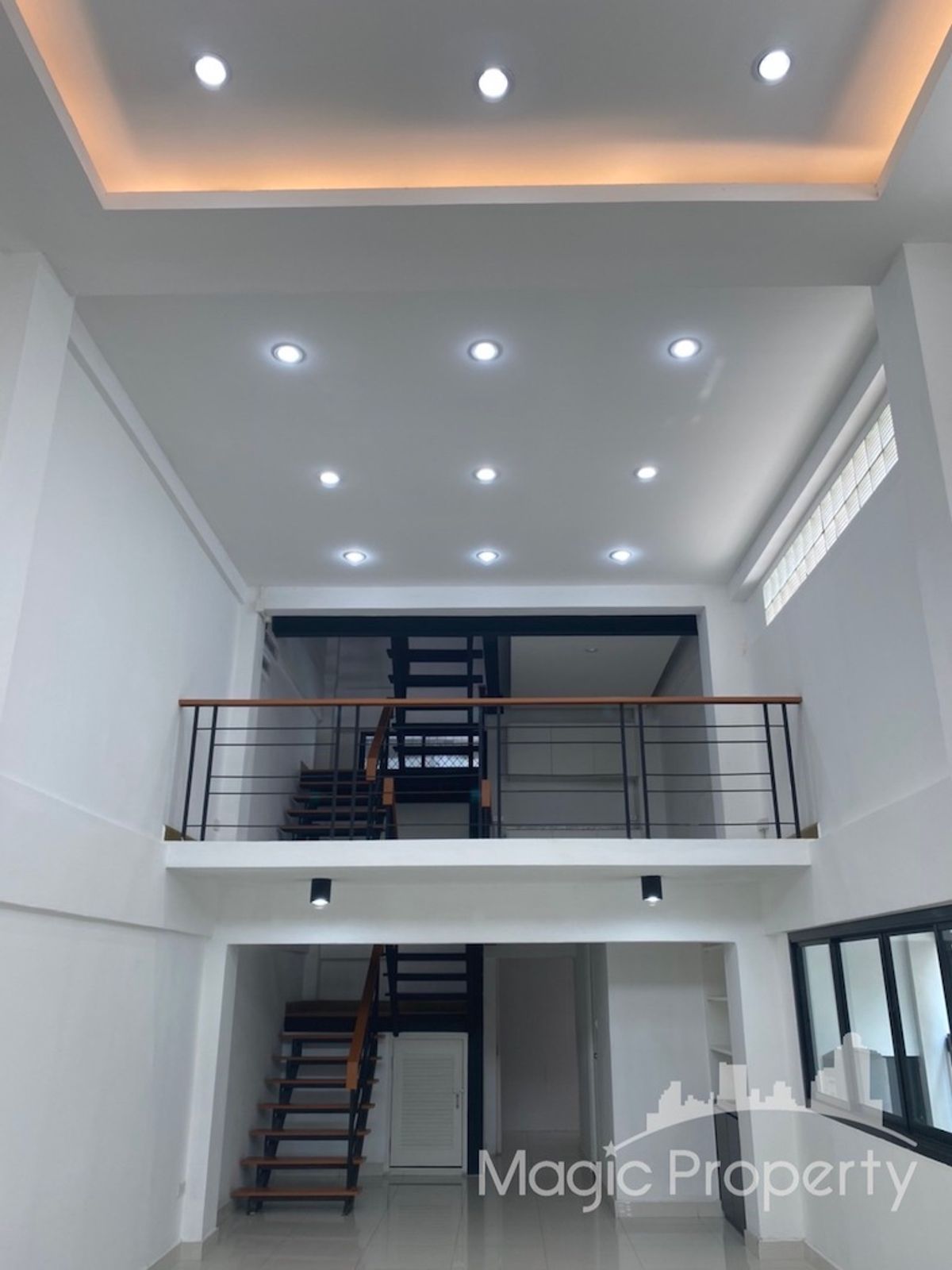 For RentShop HouseOnnut, Udomsuk : 4 -storey commercial building for rent in Soi On Nut 47, Suan Luang District, Bangkok