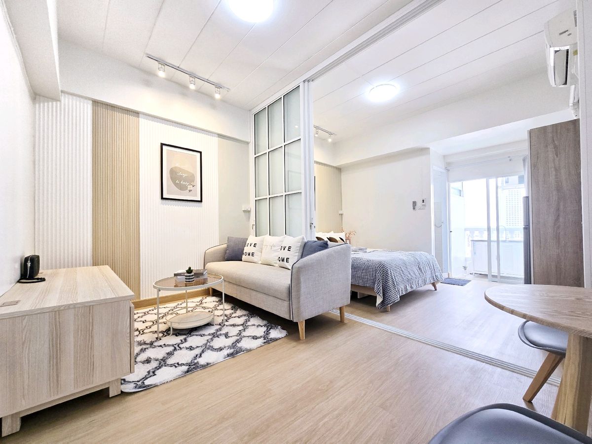 For SaleCondoRatchadapisek, Huaikwang, Suttisan : 《Near the Chamber of Commerce》 Cheaper than renting 🥰🥰🥰 Regent Ratchada, near MRT, starting 6, xxx