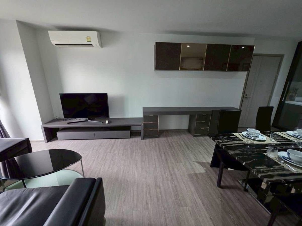 For RentCondoSukhumvit, Asoke, Thonglor : (FOR RENT) RHYTHM Ekkamai I 2-BR, Fully Furnished & Equipped. Near 🚆BTS Ekkamai																									