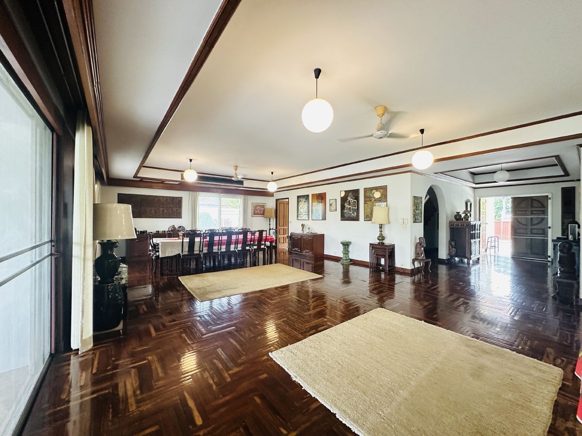 For SaleHousePathum Thani,Rangsit, Thammasat : House for sale Muang Ek Village, big house, good condition, area of 324 sq.w., behind the house next to the waterfront, Soi Ekarat 6, Lak Hok Subdistrict, Mueang Pathum Thani District Pathum Thani Province