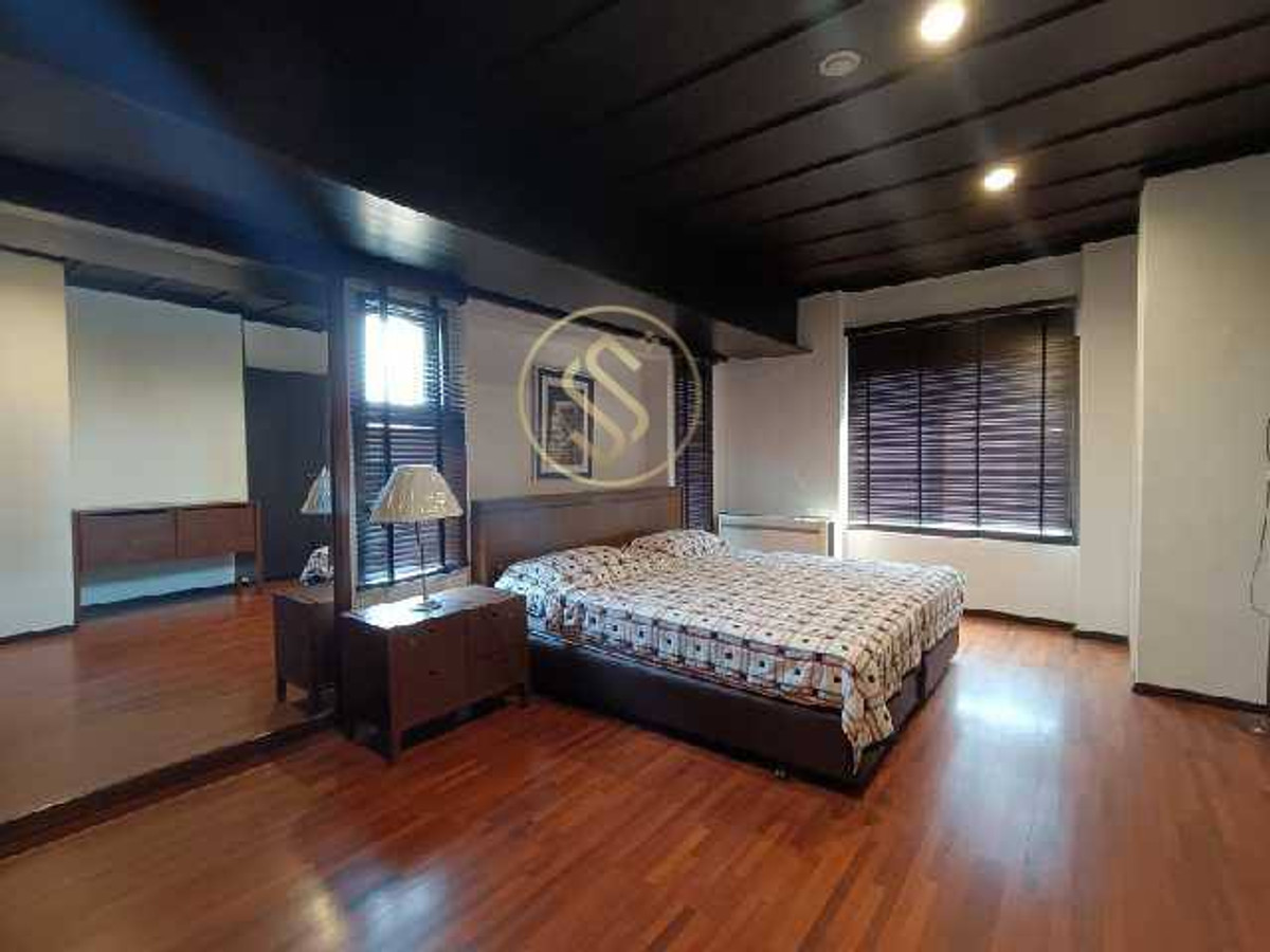 For RentAri,Anusaowaree : Luxury apartment for rent in the heart of Ari, 3 bedrooms, 3 bathrooms, 1 large kitchen, 200 sqm.