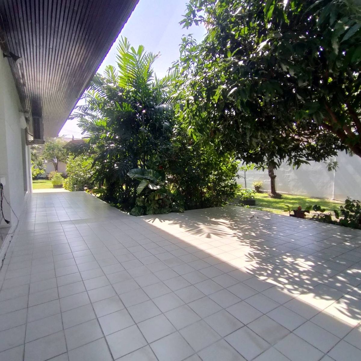 For SaleHousePathum Thani,Rangsit, Thammasat : House for sale Muang Ek Village, big house, good condition, area of 324 sq.w., behind the house next to the waterfront, Soi Ekarat 6, Lak Hok Subdistrict, Mueang Pathum Thani District Pathum Thani Province