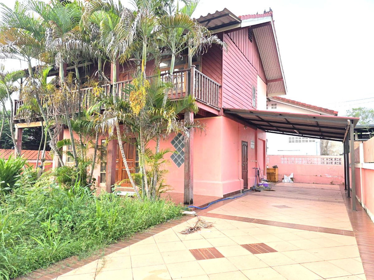 For SaleHousePattaya, Bangsaen, Chonburi : Solid Hardwood House – Termite-Resistant!! Rare Find!! For Sale: 2-Storey Detached House, Nong Ket Noi, Pattaya (Near Pa Boon Café) Takhian Tia Subdistrict, Bang Lamung District, Chonburi Province