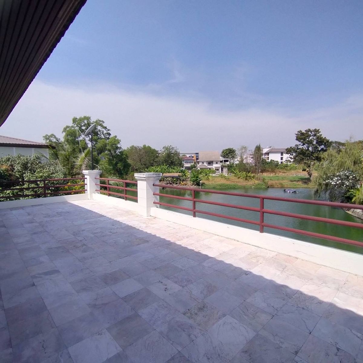 For SaleHousePathum Thani,Rangsit, Thammasat : House for sale Muang Ek Village, big house, good condition, area of 324 sq.w., behind the house next to the waterfront, Soi Ekarat 6, Lak Hok Subdistrict, Mueang Pathum Thani District Pathum Thani Province