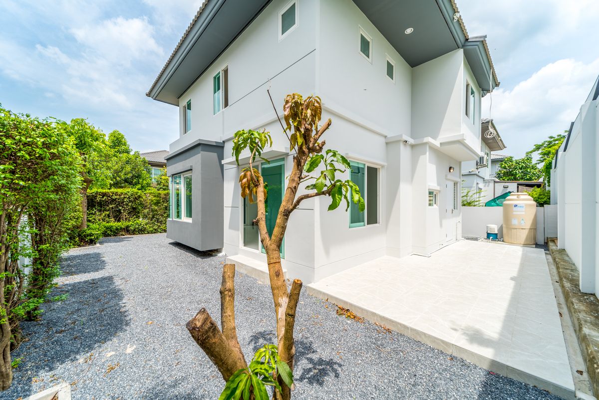 ขายบ้านลาดกระบัง สุวรรณภูมิ : โครงการ บ้านพฤกษ์ลดา สุวรรณภูมิ