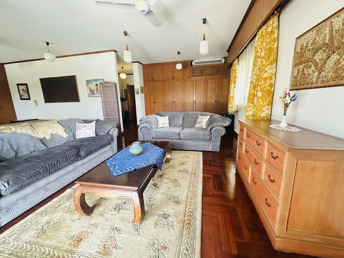 For SaleHousePathum Thani,Rangsit, Thammasat : House for sale Muang Ek Village, big house, good condition, area of 324 sq.w., behind the house next to the waterfront, Soi Ekarat 6, Lak Hok Subdistrict, Mueang Pathum Thani District Pathum Thani Province