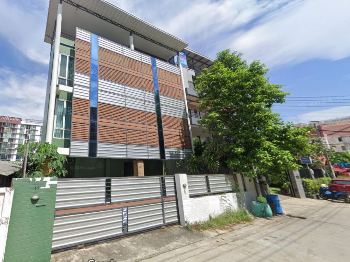 For SaleHome OfficePattanakan, Srinakarin : 4 -story home office, Soi Srinakarin, 15