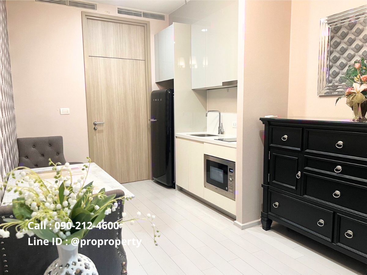 คอนโดวิทยุ ชิดลม หลังสวน : ขาย/เช่า คอนโดหรู โนเบิล เพลินจิต - Noble Ploenchit ทำเลดีมาก ติดรถไฟฟ้า BTS เพลินจิต เพียง 100 เมตร ตกแต่งสวย พร้อมเข้าอยู่