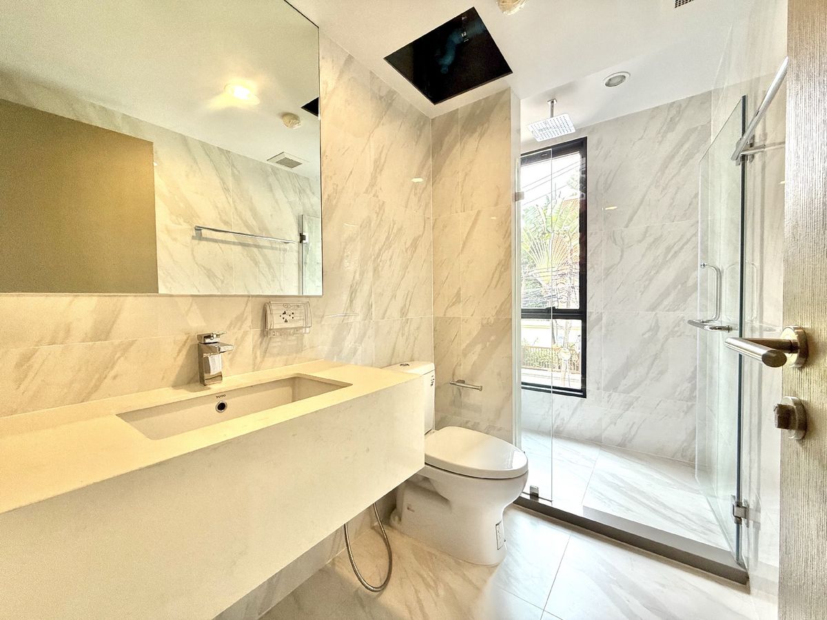 ขายคอนโดสุขุมวิท อโศก ทองหล่อ : Ideomobi Sukhumvit 40 | 2 🛌 2 🛁 59 ตร.ม. ซื้อตรงโครงการ 065-6956939 ลูกเกด
