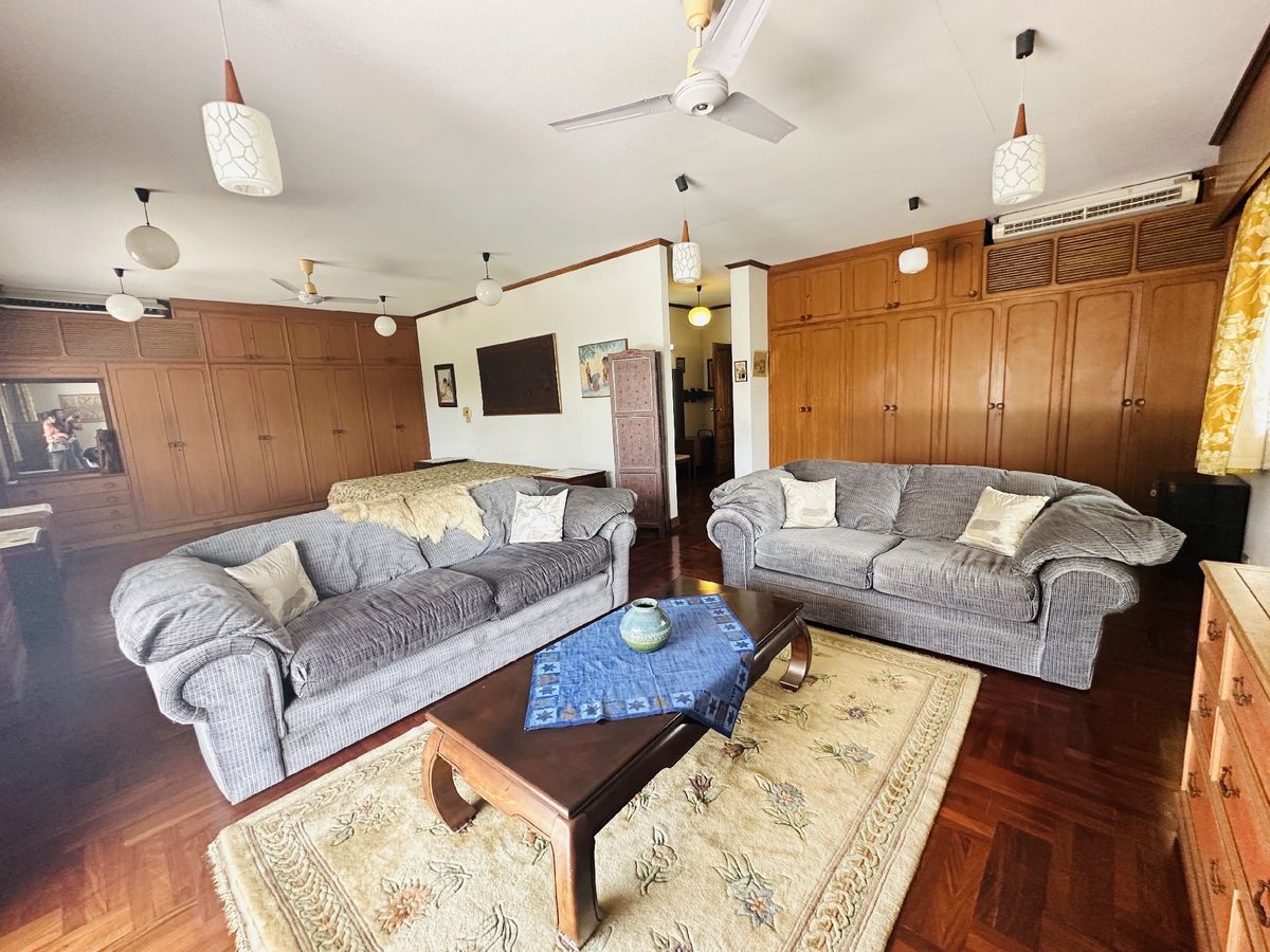 For SaleHousePathum Thani,Rangsit, Thammasat : House for sale Muang Ek Village, big house, good condition, area of 324 sq.w., behind the house next to the waterfront, Soi Ekarat 6, Lak Hok Subdistrict, Mueang Pathum Thani District Pathum Thani Province