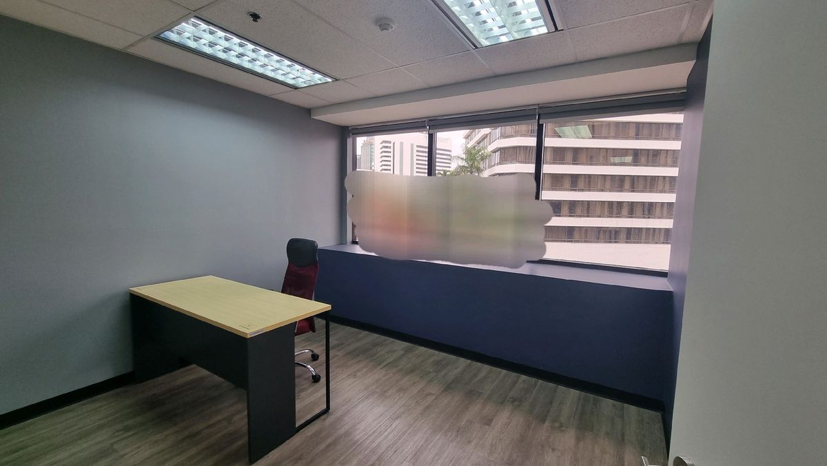 ให้เช่าสำนักงานนานา : Bts นานา ให้เช่าออฟฟิศตกแต่งเรียบร้อย 430 ตร.ม. พร้อมเฟอร์นิเจอร์ ย้ายเข้ามาทำงานได้เลย