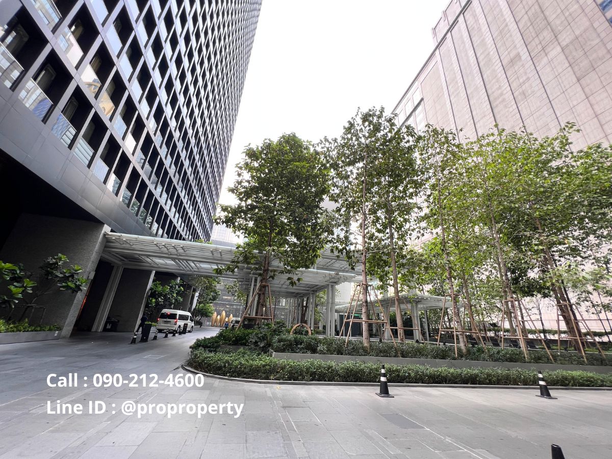 คอนโดวิทยุ ชิดลม หลังสวน : ขาย/เช่า คอนโดหรู โนเบิล เพลินจิต - Noble Ploenchit ทำเลดีมาก ติดรถไฟฟ้า BTS เพลินจิต เพียง 100 เมตร ตกแต่งสวย พร้อมเข้าอยู่