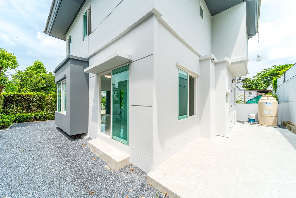 ขายบ้านลาดกระบัง สุวรรณภูมิ : โครงการ บ้านพฤกษ์ลดา สุวรรณภูมิ